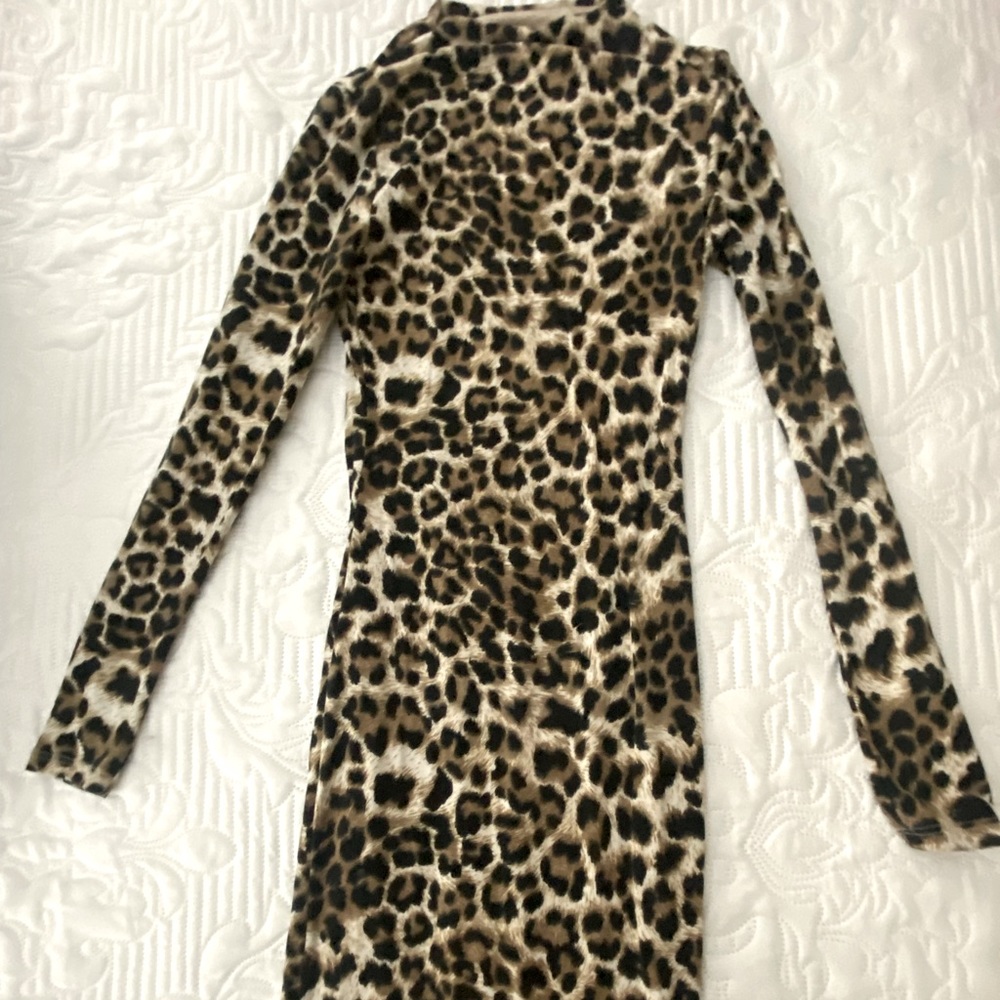 Cheetah or leopard bodycon long sleeve dress